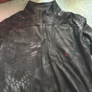 Used! Large Ariat's KryptekT™ 1/4 Zip.
AriatTEK™ ColdSeries